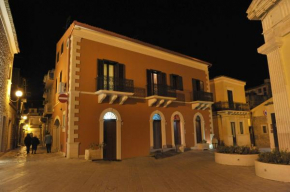 Отель B&B Al Teatro  Комизо